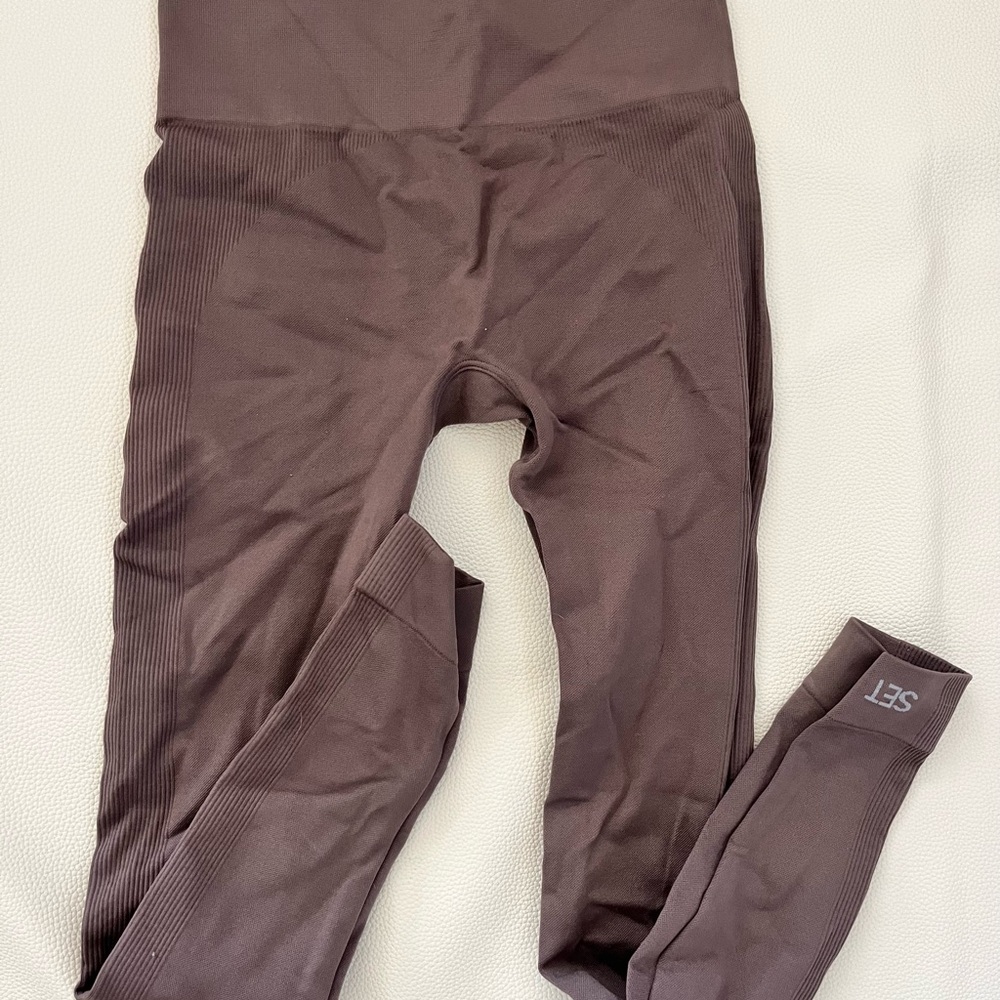 SET ACTIVE leggings